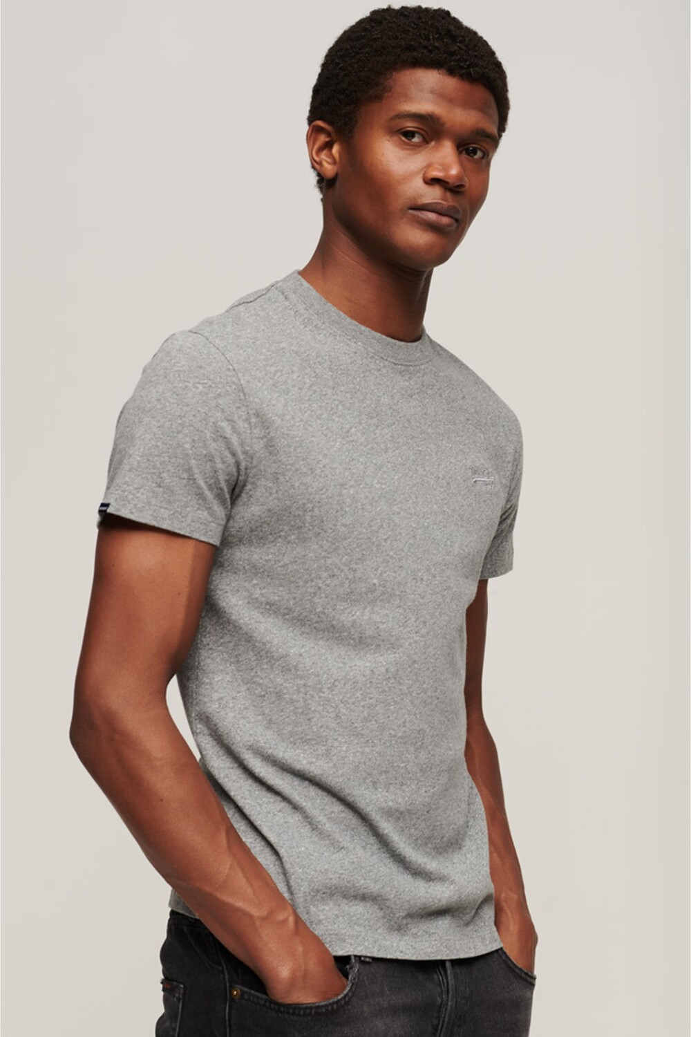 Винтажная футболка из органического хлопка с вышивкой Superdry, серый
Винтажная футболка из органического хлопка с вышивкой Superdry, серый