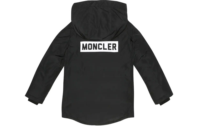 Детская пуховая куртка Moncler, черная
Детская пуховая куртка Moncler, черная