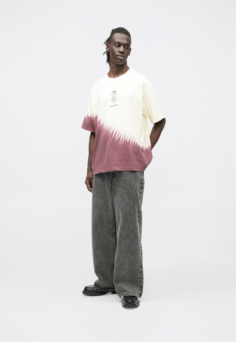 Футболка Marimekko NOPEUS PLACEMENT UNISEX, Light Yellow/Brown/Black/Multi-Coloured, Черный, Футболка Marimekko NOPEUS PLACEMENT UNISEX, Light Yellow/Brown/Black/Multi-Coloured
Футболка Marimekko NOPEUS PLACEMENT UNISEX, Light Yellow/Brown/Black/Multi-Coloured, Черный, Футболка Marimekko NOPEUS PLACEMENT UNISEX, Light Yellow/Brown/Black/Multi-Coloured