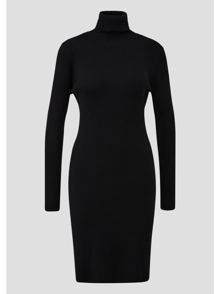 Платье в цвете 9999_черный QS
Платье в цвете 9999_черный QS