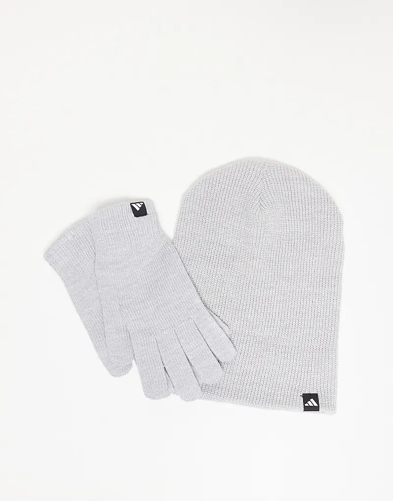 Подарочный набор из тренировочных перчаток и шапочки Adidas серого цвета
Подарочный набор из тренировочных перчаток и шапочки Adidas серого цвета