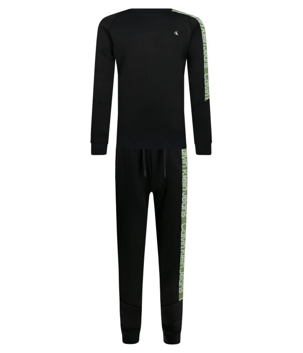 Спортивный костюм Calvin Klein Jeans Regular Fit, черный
Спортивный костюм Calvin Klein Jeans Regular Fit, черный
