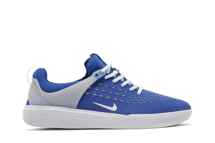 Кроссовки Zoom Nyjah 3 SB 'Game Royal', синий
Кроссовки Zoom Nyjah 3 SB 'Game Royal', синий