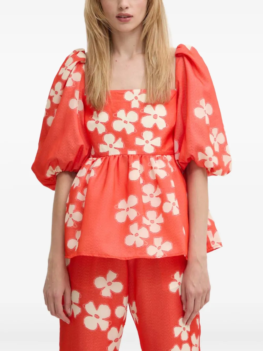 Блузка с квадратным вырезом и цветочным узором Stine Goya, красный
Блузка с квадратным вырезом и цветочным узором Stine Goya, красный