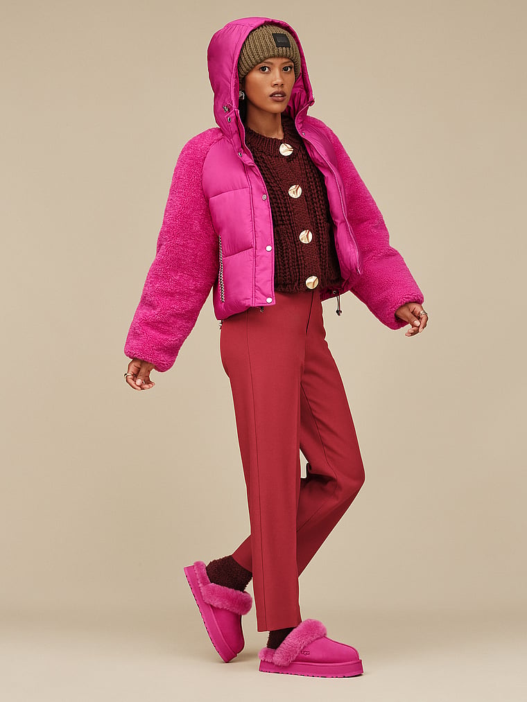Куртка-Пуховик Mykah uggbraid Ugg, chroma pink
Куртка-Пуховик Mykah uggbraid Ugg, chroma pink