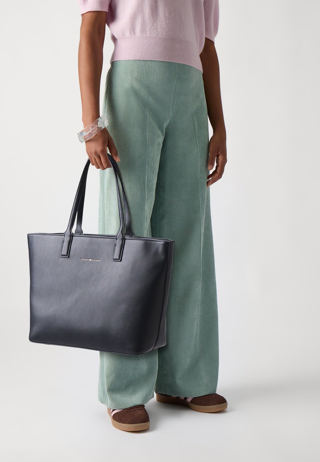 Сумка-тоут LOGOTAPE TOTE Tommy Hilfiger, синий 
Сумка-тоут LOGOTAPE TOTE Tommy Hilfiger, синий