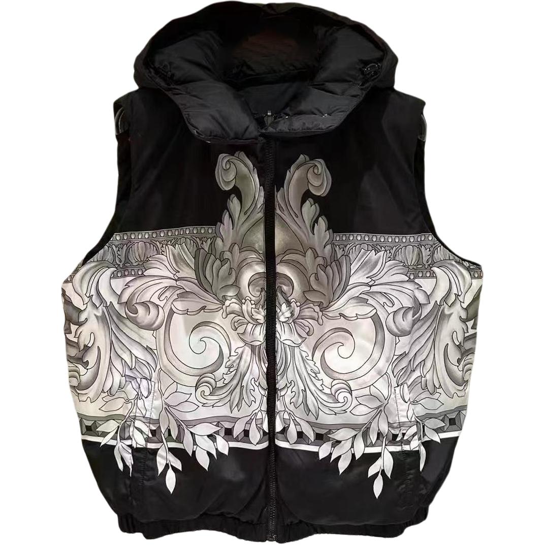 Жилет мужской VERSACE, черный
Жилет мужской VERSACE, черный