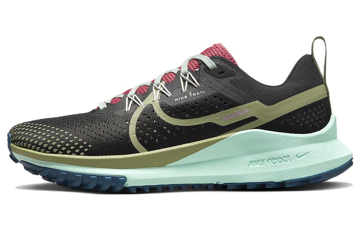 Кроссовки Nike Pegasus Trail 4 для женщин
Кроссовки Nike Pegasus Trail 4 для женщин