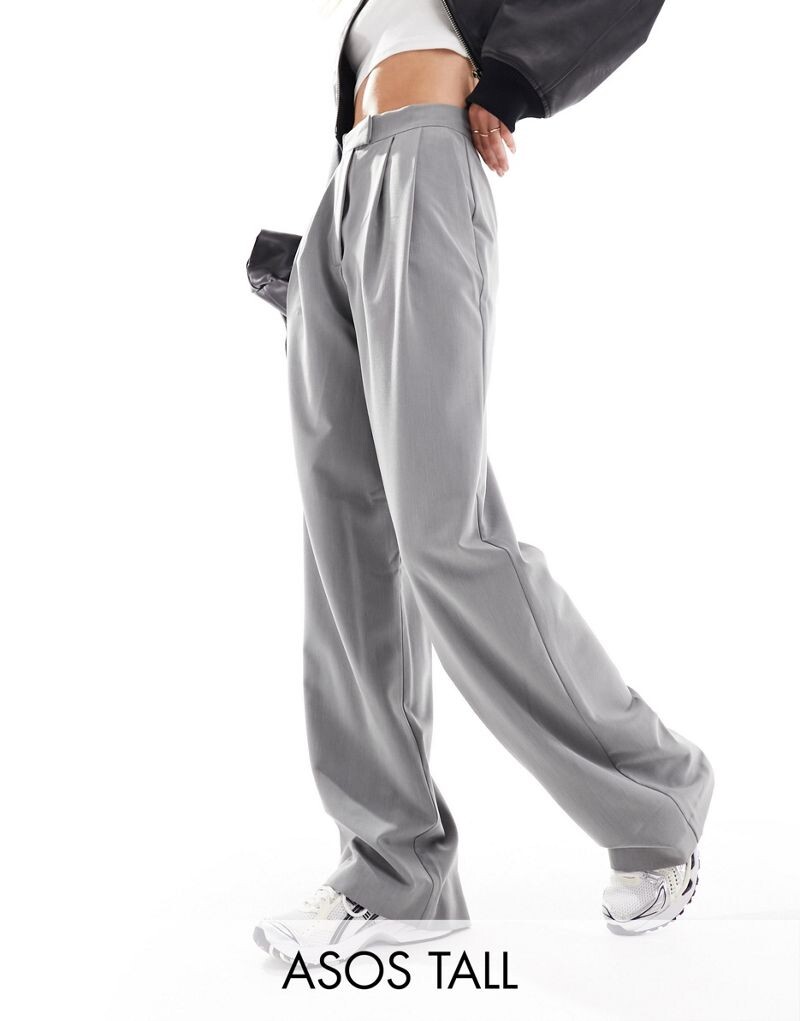 Серые широкие брюки строгого кроя со складками ASOS DESIGN Tall
Серые широкие брюки строгого кроя со складками ASOS DESIGN Tall