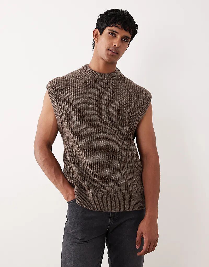 Selected трикотажная майка коричневого цвета
Selected трикотажная майка коричневого цвета