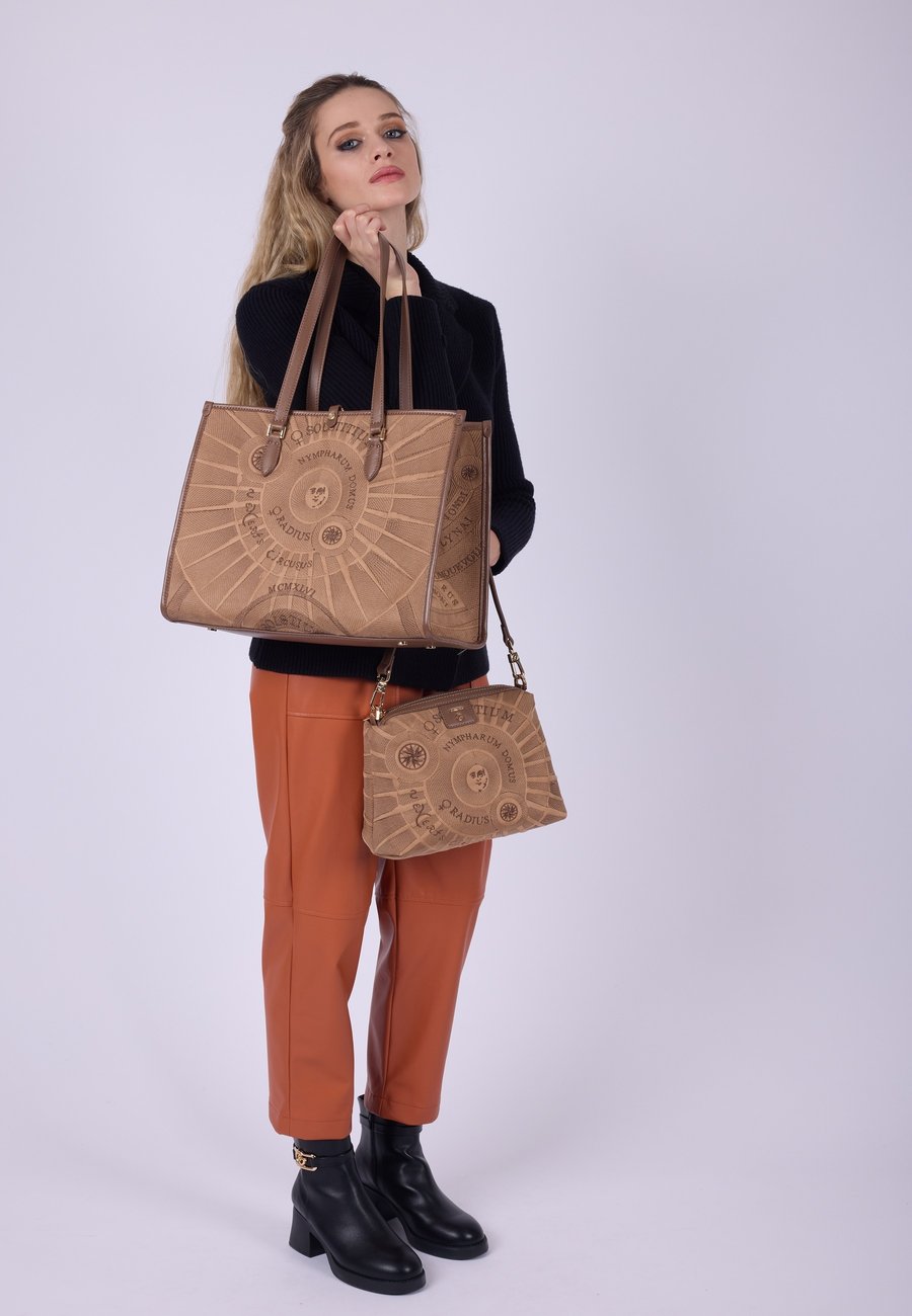 Сумка-шоппер Gattinoni Tote bag, Taupe
Сумка-шоппер Gattinoni Tote bag, Taupe