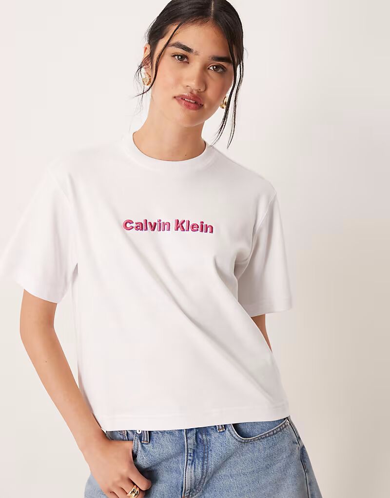 Футболка с вышитым логотипом Calvin Klein белого и розового цветов Calvin Klein Jeans, Розовый, Футболка с вышитым логотипом Calvin Klein белого и розового цветов Calvin Klein Jeans
Футболка с вышитым логотипом Calvin Klein белого и розового цветов Calvin Klein Jeans, Розовый, Футболка с вышитым логотипом Calvin Klein белого и розового цветов Calvin Klein Jeans