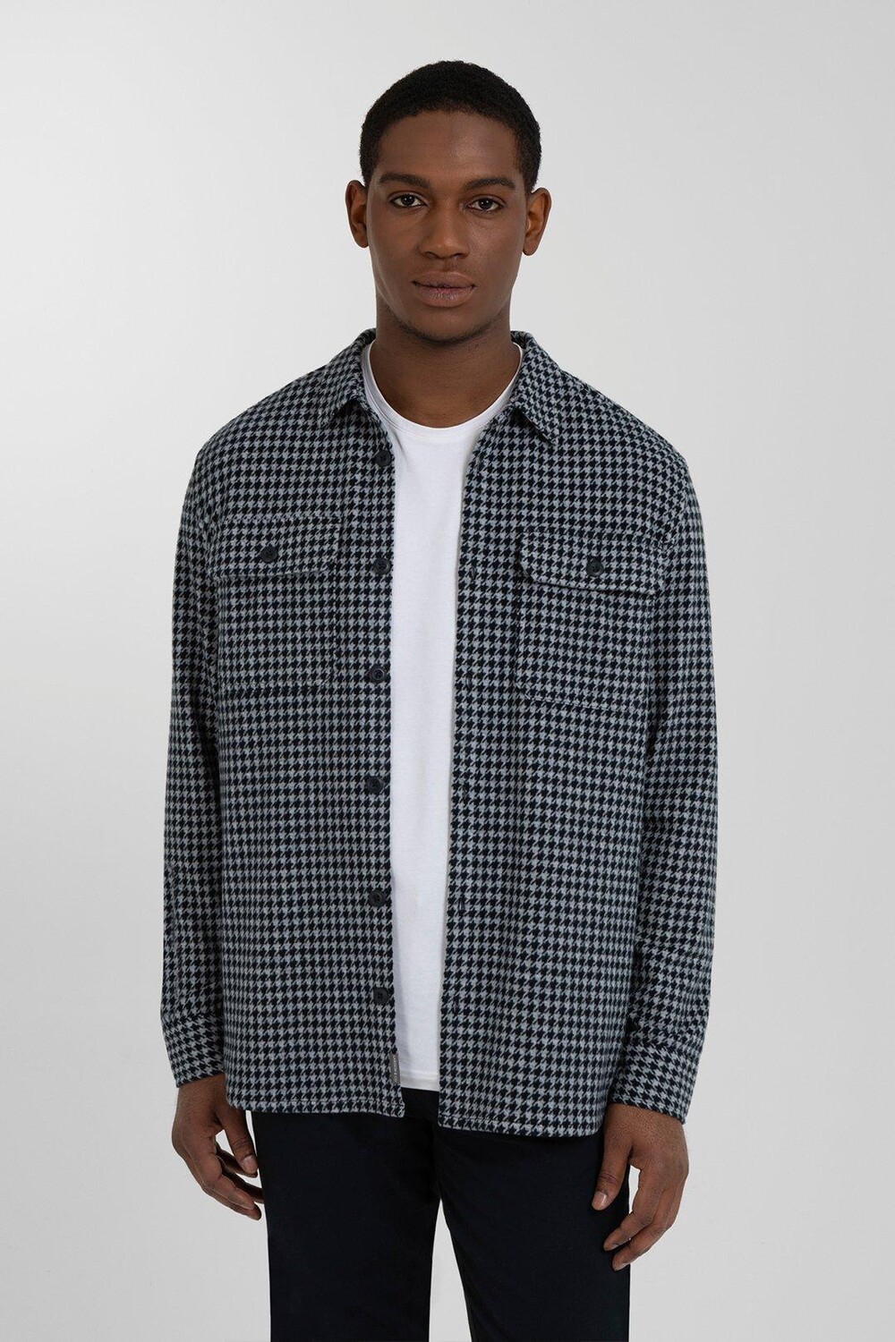 Повседневная футболка из джерси Dogstooth Larsson & Co, темно-синий
Повседневная футболка из джерси Dogstooth Larsson & Co, темно-синий