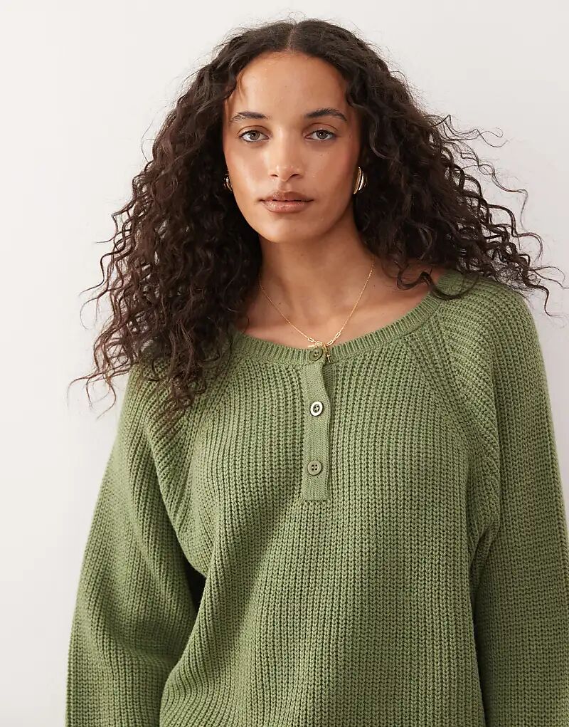 COLLUSION Свитер с застежкой на пуговицы и регланом
COLLUSION Свитер с застежкой на пуговицы и регланом