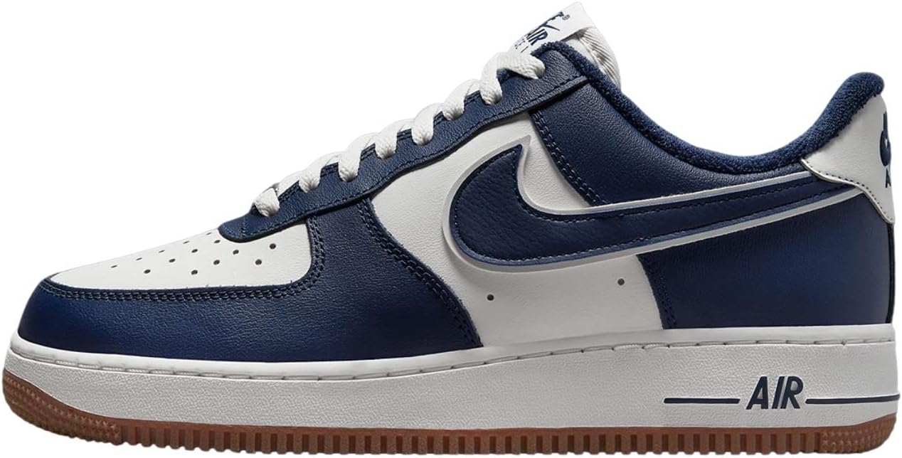 Кроссовки Nike Air Force 1 '07 LV8 для мужчин, Sail/Midnight Navy/Gum Med
Кроссовки Nike Air Force 1 '07 LV8 для мужчин, Sail/Midnight Navy/Gum Med