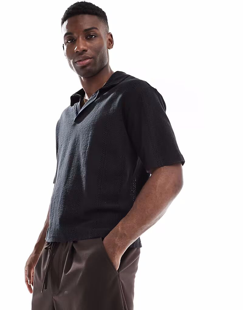 Трикотажное поло в полоску черного цвета Pull&Bear
Трикотажное поло в полоску черного цвета Pull&Bear