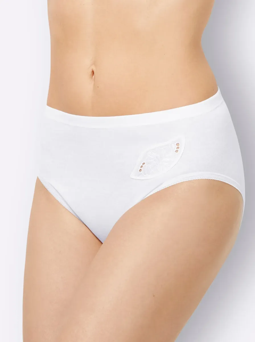 Nina Von C. Трусики на бедрах (3 шт.), белый
Nina Von C. Трусики на бедрах (3 шт.), белый