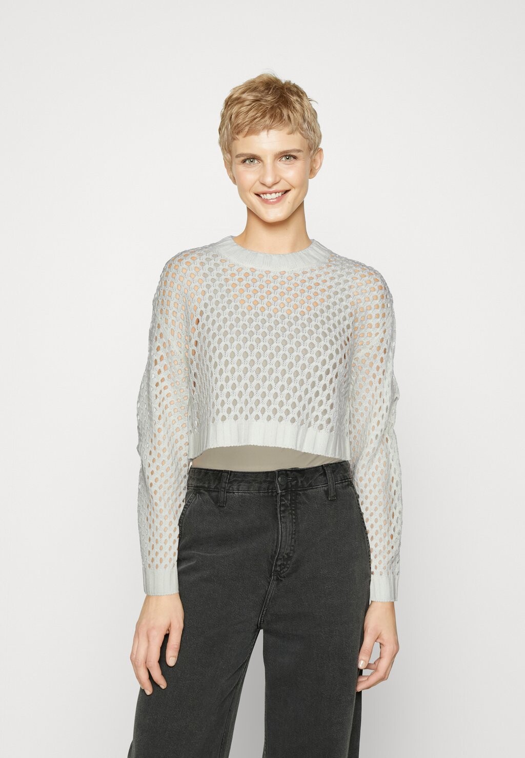 Свитшот ONLY ONLSMILLA, цвет marshmallow
Свитшот ONLY ONLSMILLA, цвет marshmallow