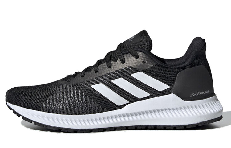 Кроссовки для велоспорта Solar Blaze женские с низким верхом, черные/белые Adidas
Кроссовки для велоспорта Solar Blaze женские с низким верхом, черные/белые Adidas