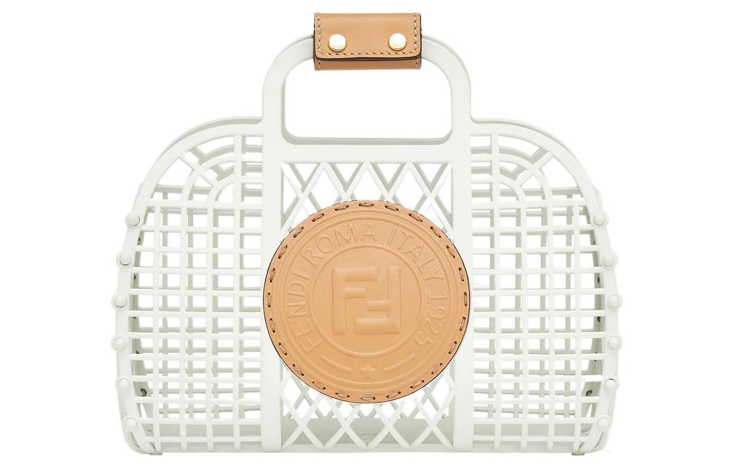 FENDI Кожаная корзинка сумка женская маленькая белая 
FENDI Кожаная корзинка сумка женская маленькая белая