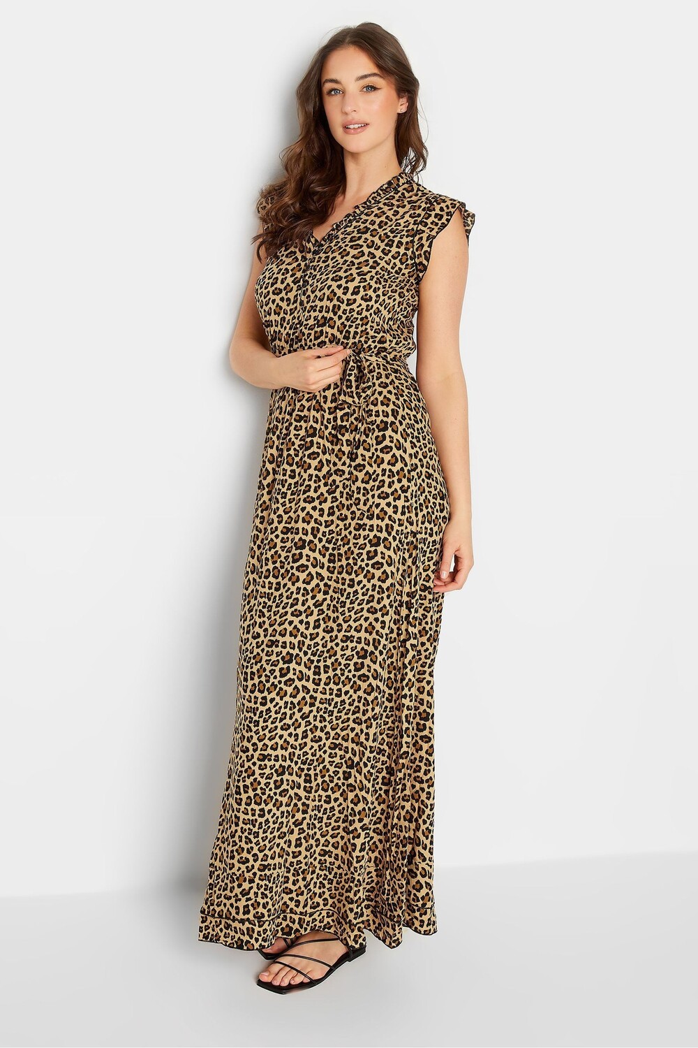 Платье-Макси с рюшами на рукавах и анималистическим принтом Long Tall Sally, коричневый
Платье-Макси с рюшами на рукавах и анималистическим принтом Long Tall Sally, коричневый