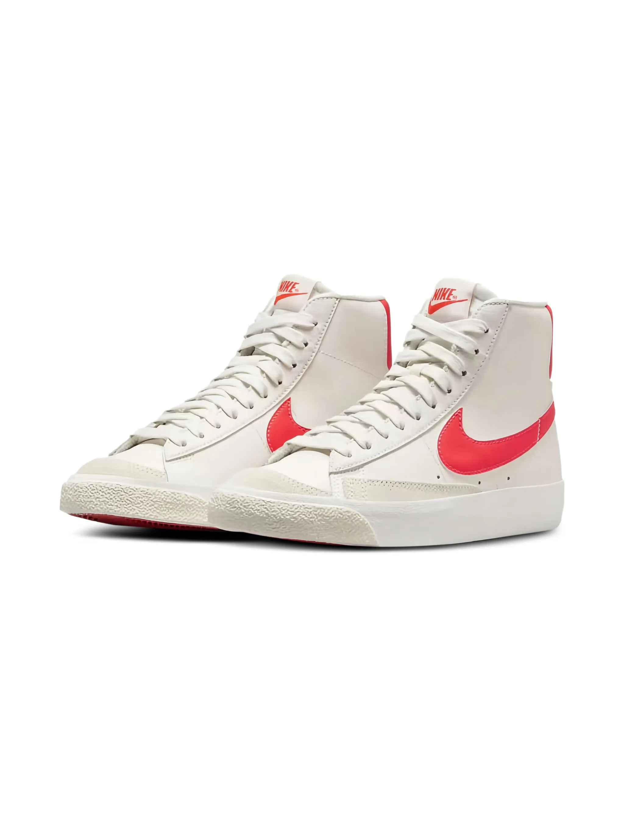 Кеды Blazer Mid 77 на шнуровке Nike Kids, белый
Кеды Blazer Mid 77 на шнуровке Nike Kids, белый