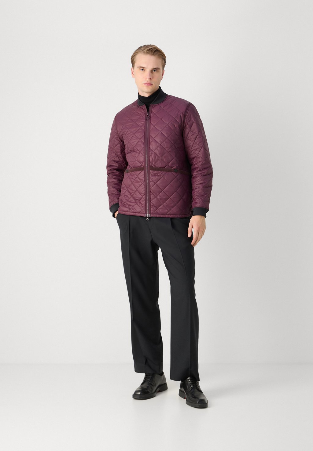 Легкая куртка RE ENGINEERED LIDDESDALE JACKET Barbour, синий
Легкая куртка RE ENGINEERED LIDDESDALE JACKET Barbour, синий