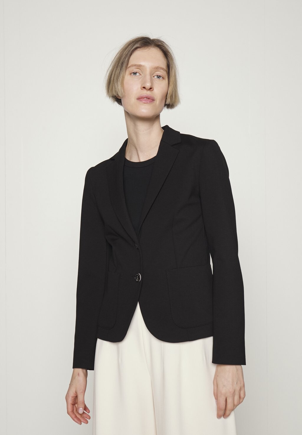 Блейзер BOSS BOSS BLAZERS, черный
Блейзер BOSS BOSS BLAZERS, черный
