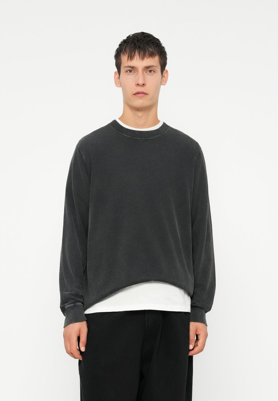 Топ Abercrombie & Fitch TEE , Black
Топ Abercrombie & Fitch TEE , Black