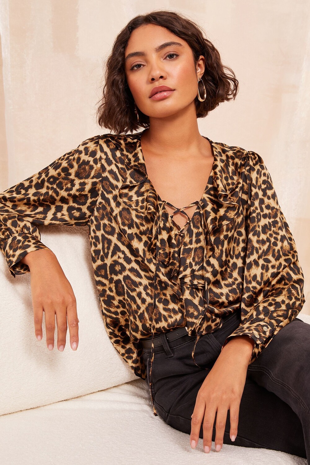 Блузка с длинными рукавами и оборками Friends Like These, коричневый
Блузка с длинными рукавами и оборками Friends Like These, коричневый