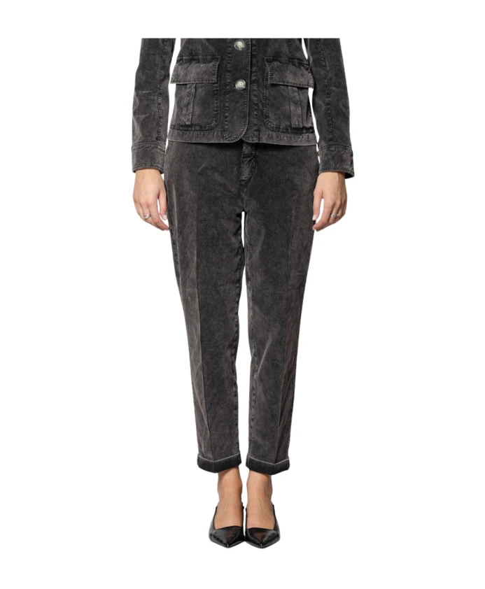 Уютные брюки-чиносы в нью-йоркском стиле Mason'S, черный
Уютные брюки-чиносы в нью-йоркском стиле Mason'S, черный