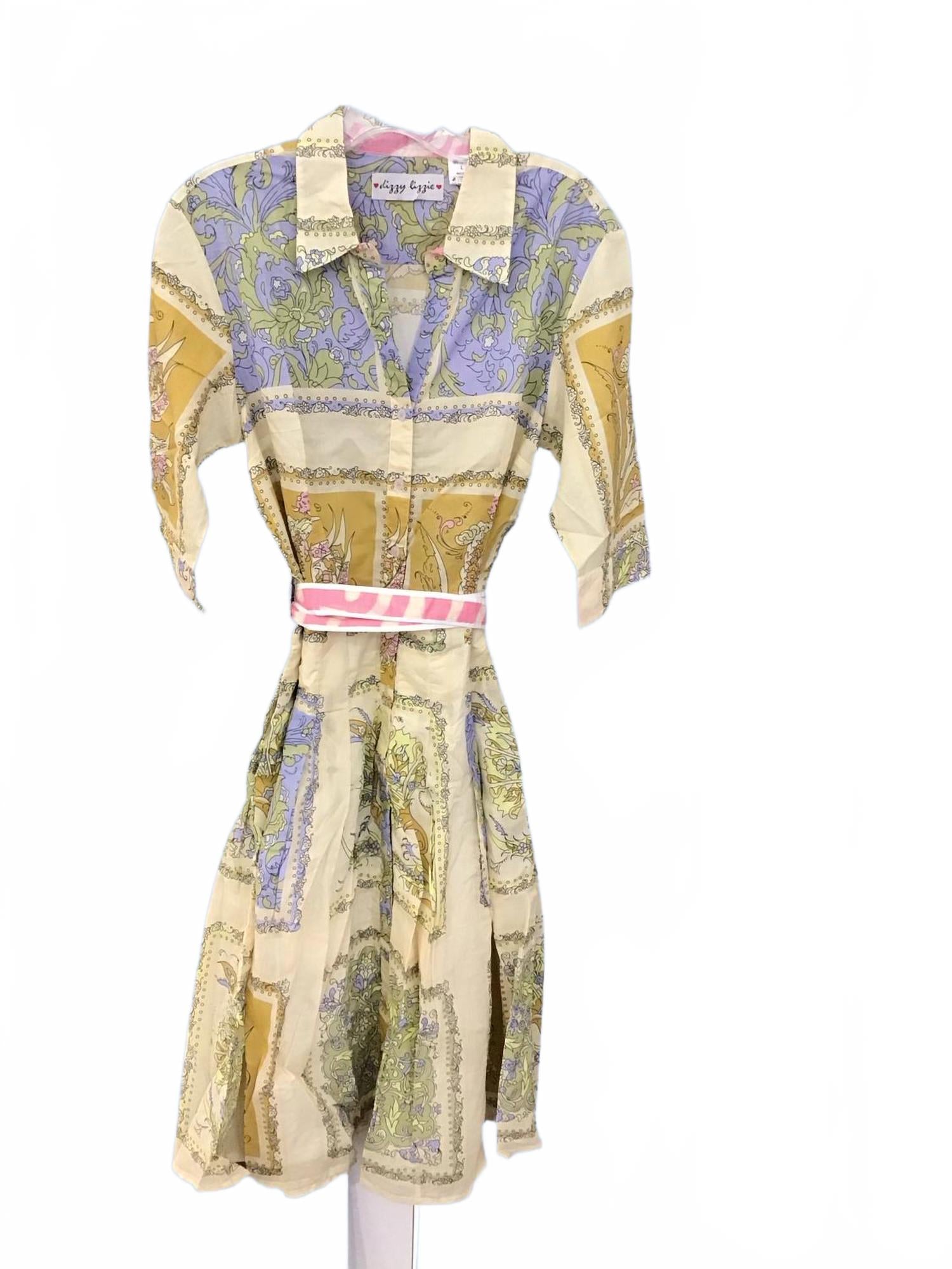 Платье Mrs. Maisel в мягком плиточном принте Dizzy-Lizzie, Soft Tile Print Dress
Платье Mrs. Maisel в мягком плиточном принте Dizzy-Lizzie, Soft Tile Print Dress