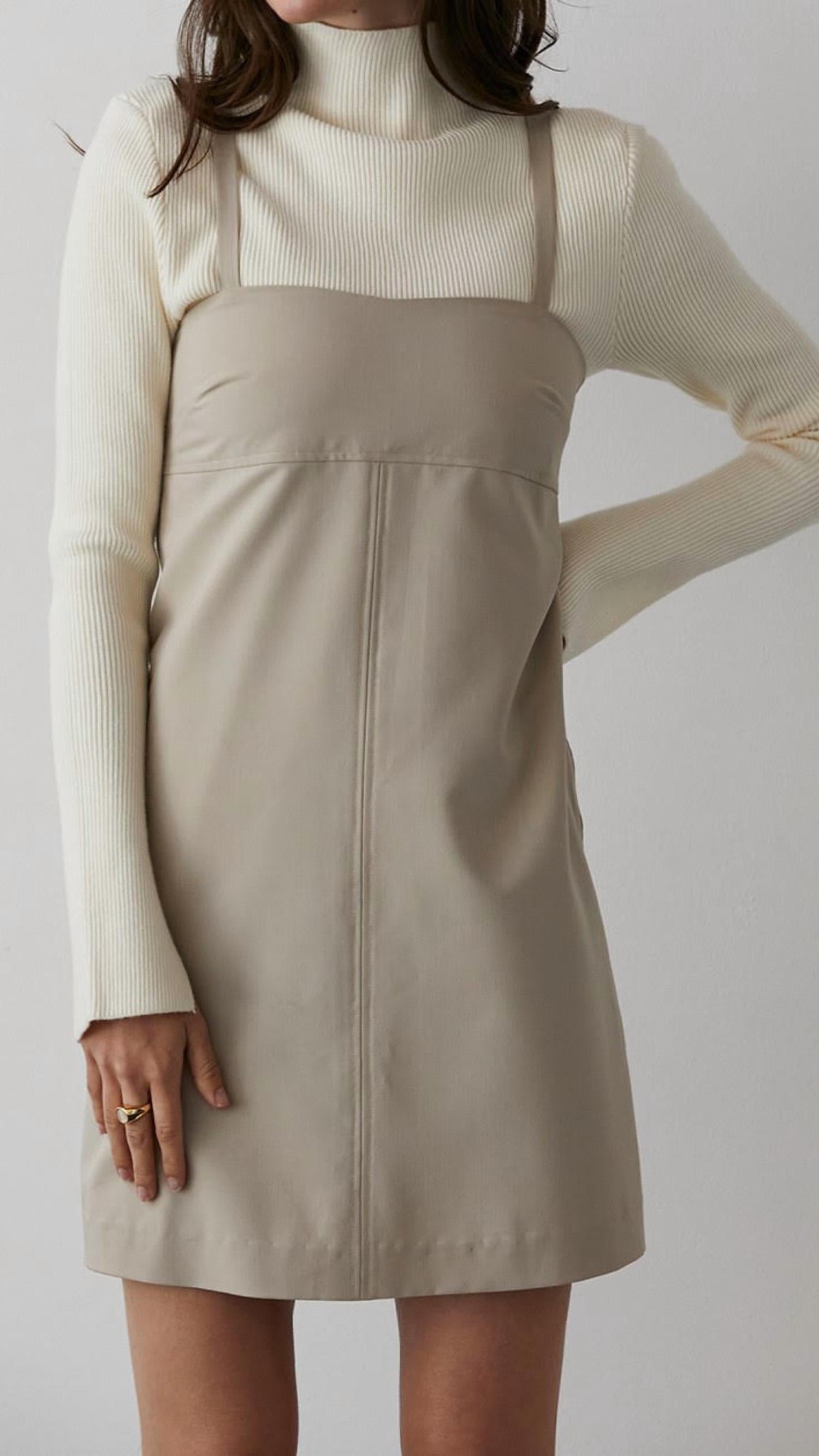 Мини-платье-комбинация Orian бежевого цвета CRESCENT
Мини-платье-комбинация Orian бежевого цвета CRESCENT