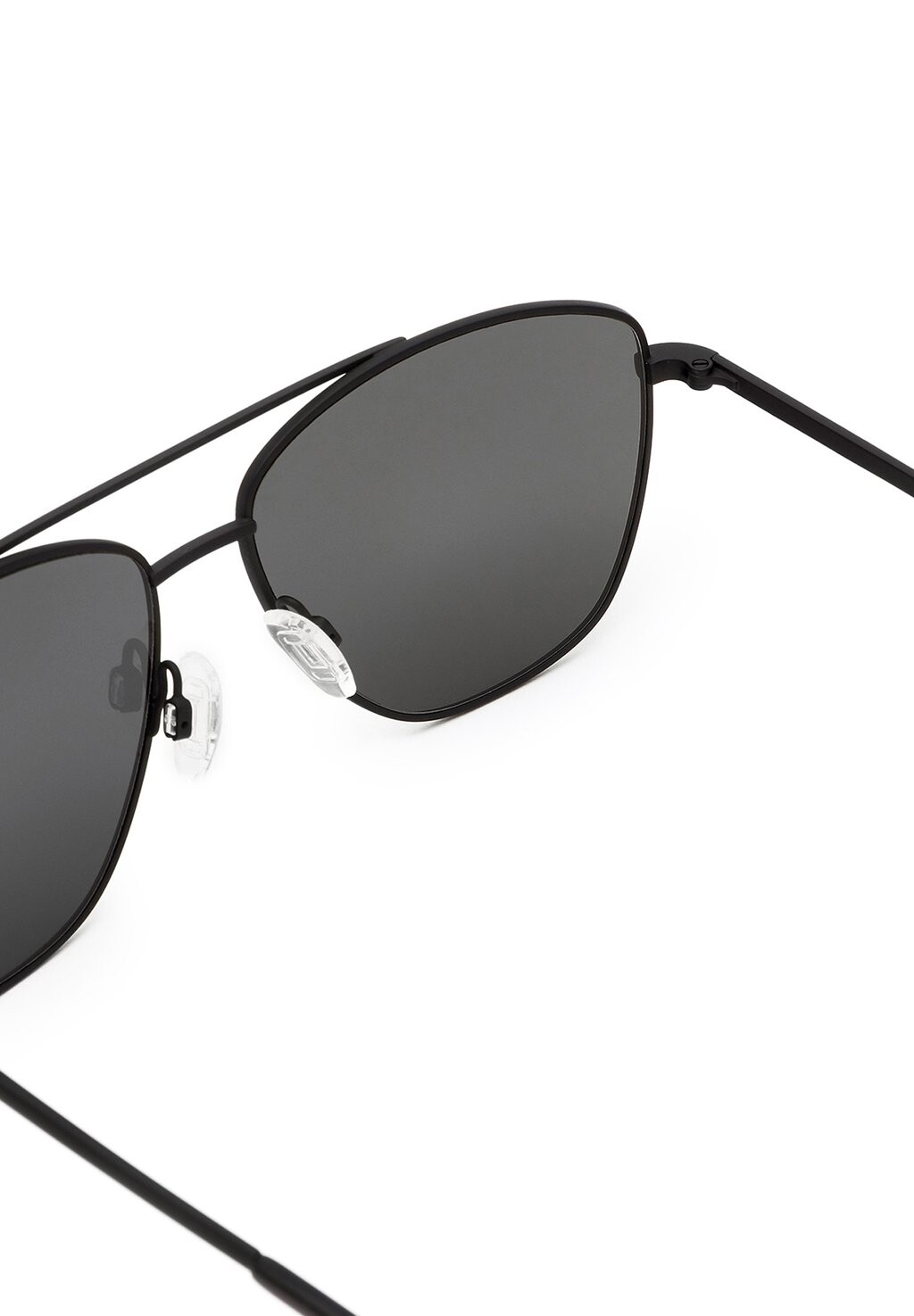 Солнцезащитные очки LAX Hawkers, черный
Солнцезащитные очки LAX Hawkers, черный