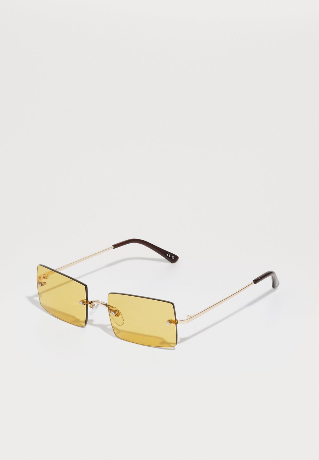 Солнцезащитные очки TANK UNISEX Billabong, коричневый
Солнцезащитные очки TANK UNISEX Billabong, коричневый