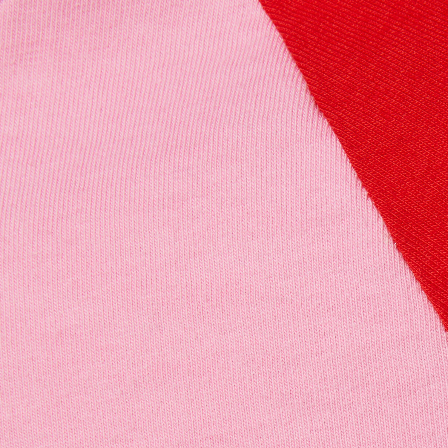 Футболка женская розовая Gucci
Футболка женская розовая Gucci