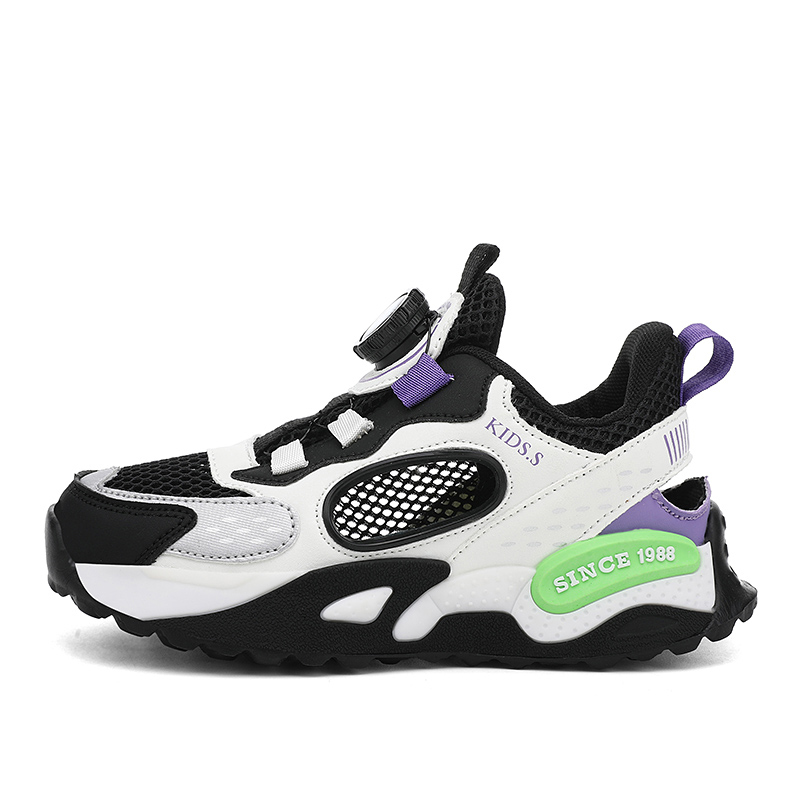 SNOOPY Дышащие низкие повседневные кроссовки черного и зеленого цвета для детей
SNOOPY Дышащие низкие повседневные кроссовки черного и зеленого цвета для детей