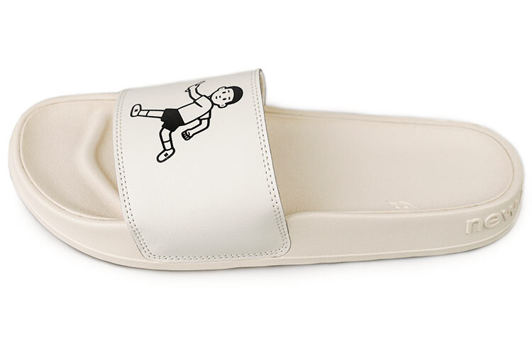 Мужские шлепанцы New Balance
Мужские шлепанцы New Balance