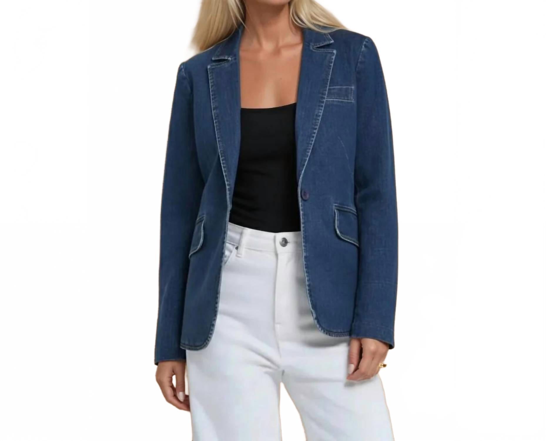 Структурированный блейзер из джинсовой ткани WISTERIA LANE, denim
Структурированный блейзер из джинсовой ткани WISTERIA LANE, denim