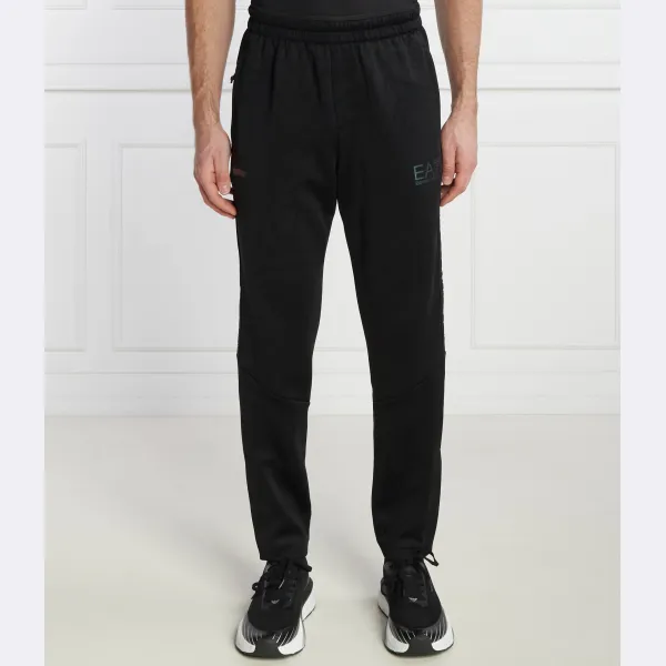 Спортивные брюки стандартного кроя Ea7, черный
Спортивные брюки стандартного кроя Ea7, черный