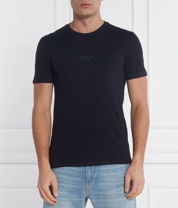 Футболка мужская Guess Jeans облегающего кроя однотонная, черный
Футболка мужская Guess Jeans облегающего кроя однотонная, черный