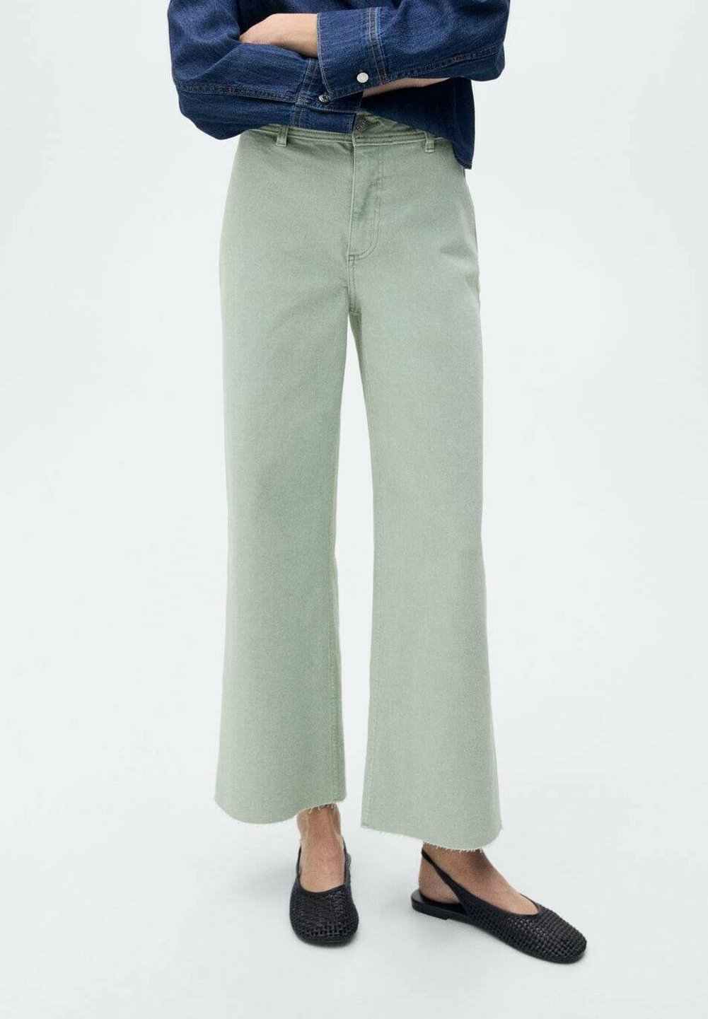 Расклешенные джинсы CATHERIN Mango, бирюзовый
Расклешенные джинсы CATHERIN Mango, бирюзовый