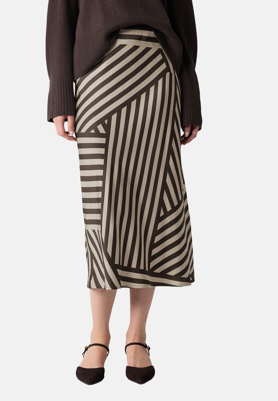 Юбка comma A-line skirt, Dunkelbraun/Brown
Юбка comma A-line skirt, Dunkelbraun/Brown