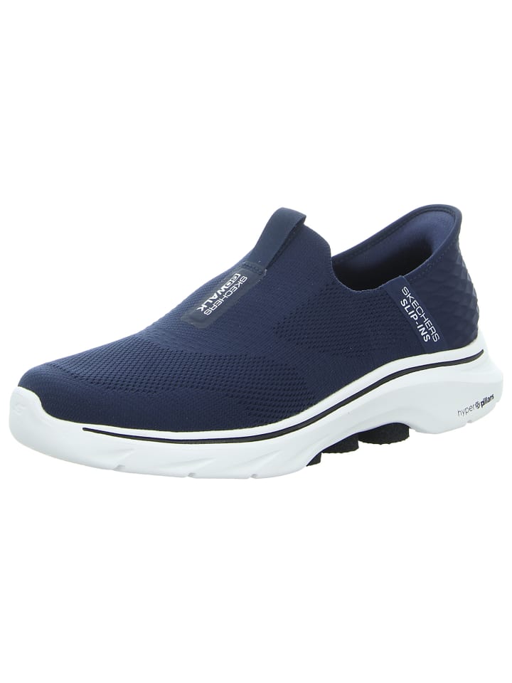 Спортивные тапочки синего цвета Skechers
Спортивные тапочки синего цвета Skechers