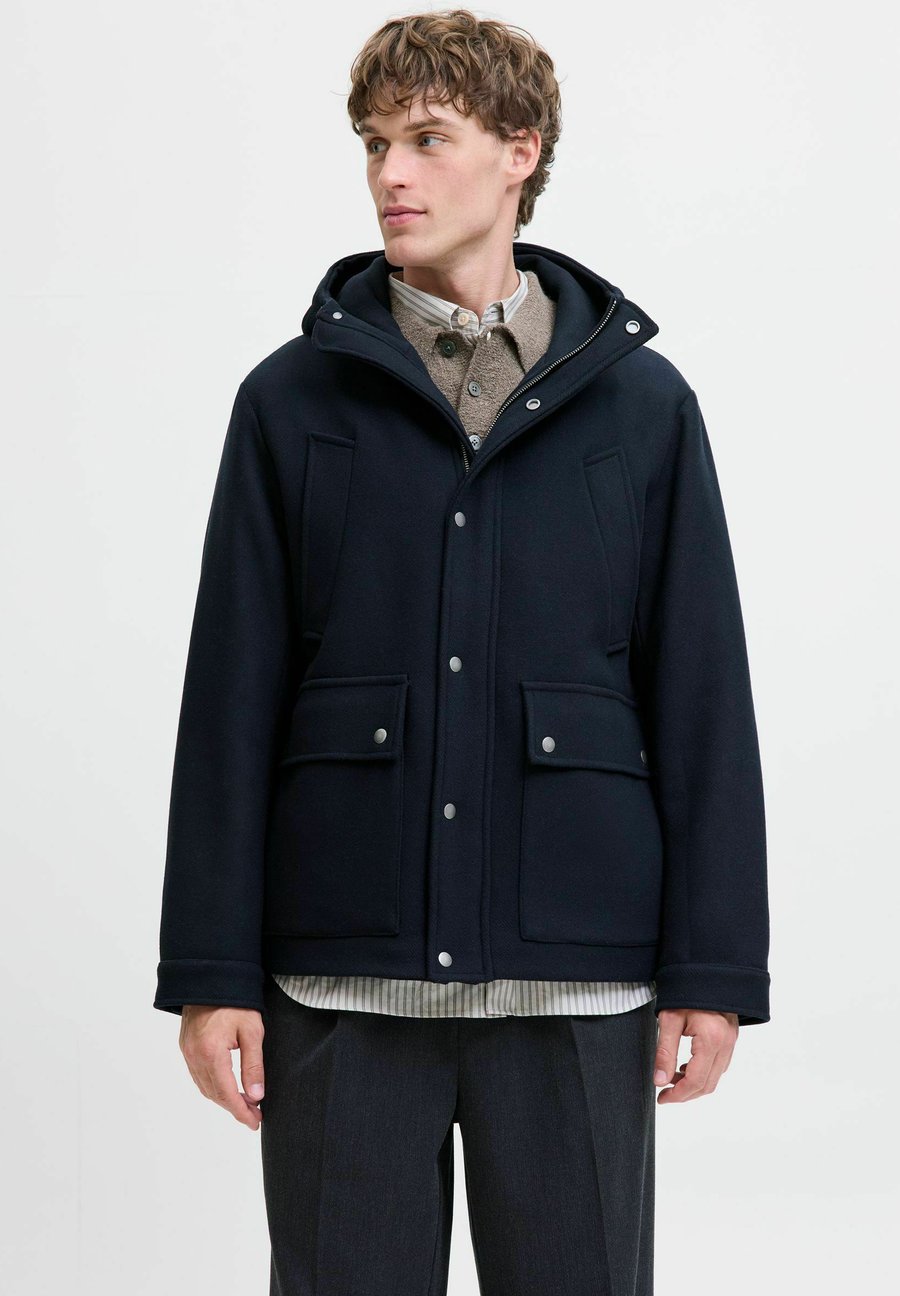 Куртка Jack & Jones PREMIUM Summer jacket, Dark Navy/Dark Blue
Куртка Jack & Jones PREMIUM Summer jacket, Dark Navy/Dark Blue