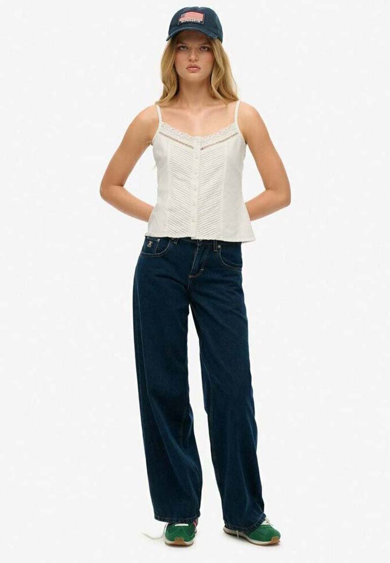 Топ Superdry, белый
Топ Superdry, белый