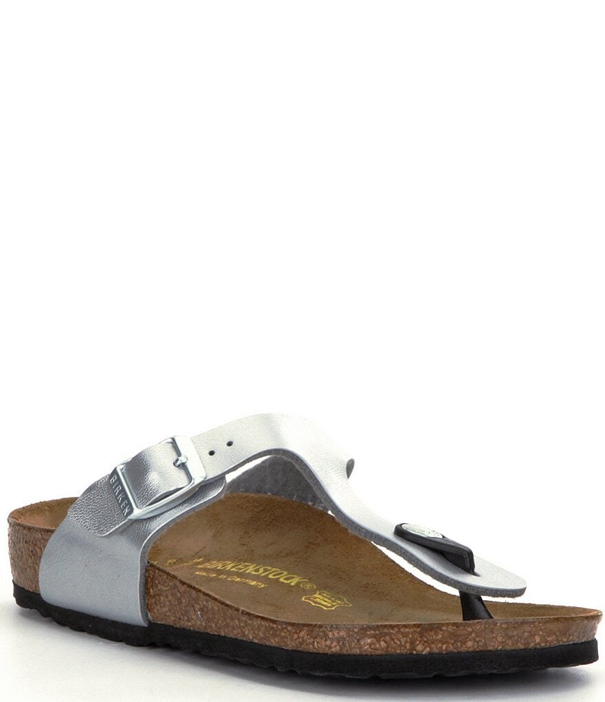 Сандалии Birkenstock Gizeh без шнуровки с пряжкой для девочек (для малышей), серебро
Сандалии Birkenstock Gizeh без шнуровки с пряжкой для девочек (для малышей), серебро