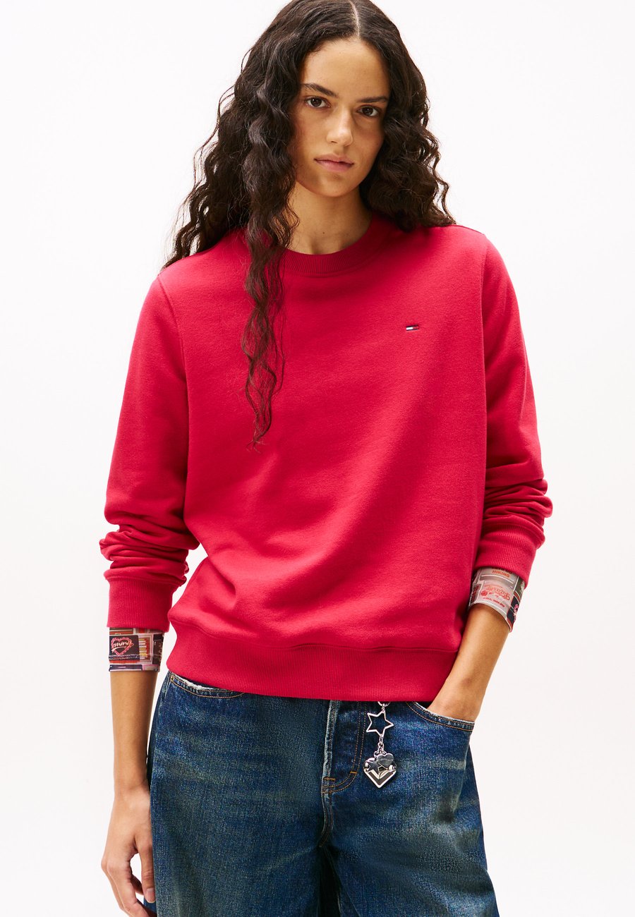 Толстовка Tommy Jeans FLAG CREW, Ruby Rhubarb/Red
Толстовка Tommy Jeans FLAG CREW, Ruby Rhubarb/Red
