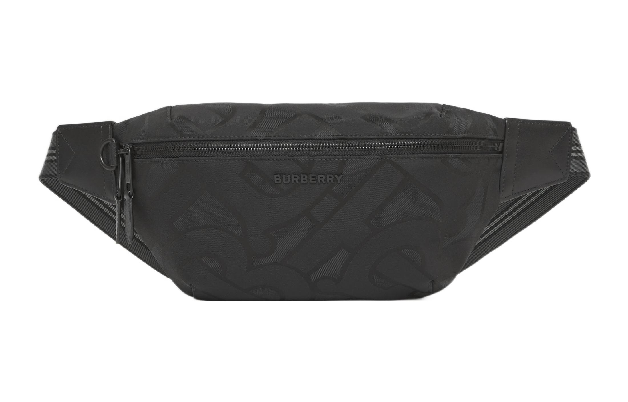 Полиэстеровый наплечный кроссбоди-мешок, слинг-сумка, поясная сумка Regular мужская черная Burberry
Полиэстеровый наплечный кроссбоди-мешок, слинг-сумка, поясная сумка Regular мужская черная Burberry