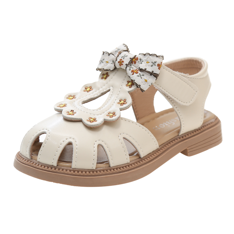 Детские сандалии Anti Kick Low Top Kids' TONYBEAR, экрю 
Детские сандалии Anti Kick Low Top Kids' TONYBEAR, экрю